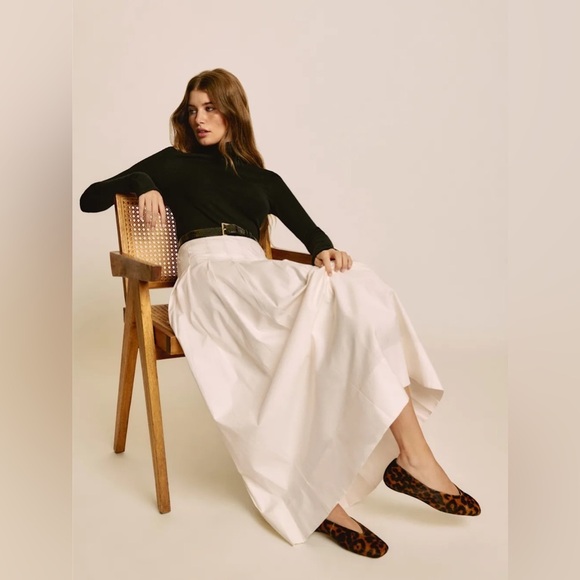 NEW Reformation Zinnia Low Waist Skirt in White | size 2 - Picture 5 of 13